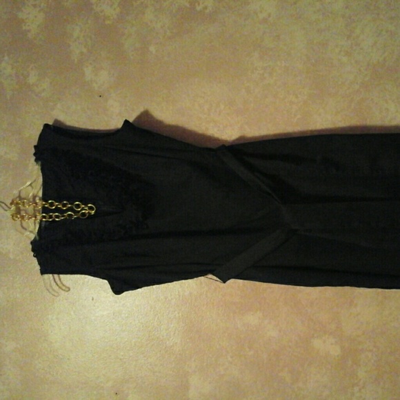 Dress - Picture 2 of 3