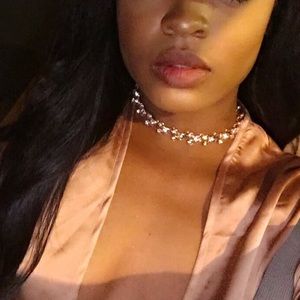 Rose gold diamond studded choker