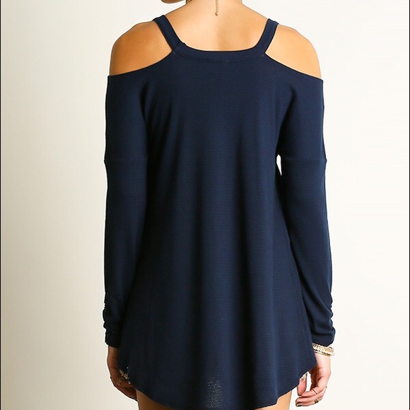 🎉SALE🎉Jeanie Cold Shoulder Top GRAY - Picture 2 of 3