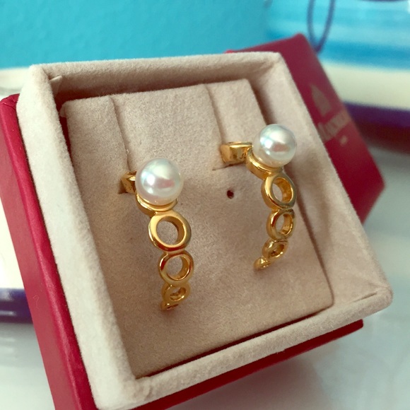 18 Karat Gold With Pearls Majorica Earrings