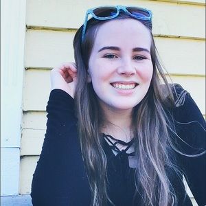 Meet your Posher, Natalie