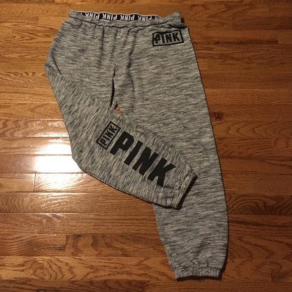 Pink sweat pants💕💋