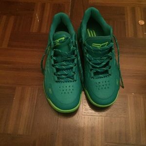 Steph curry  size 6