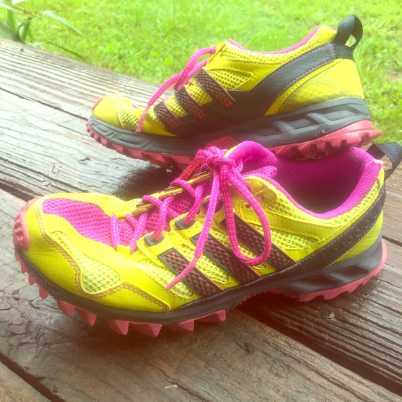 Adidas Kanadia Trail 5 shoes