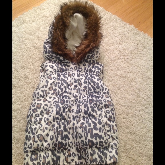 Girls Old Navy fleece lined vest fur hood animal print sz Large - Picture 2 of 3