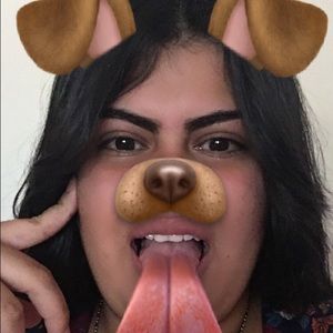 Meet your Posher, Roxana