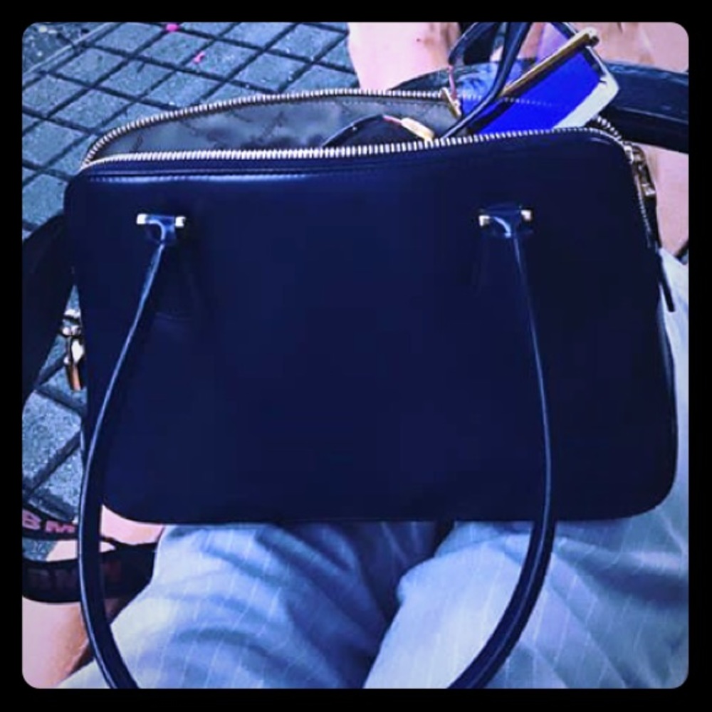 Autentic nevy blues Salvatore farragamo bag