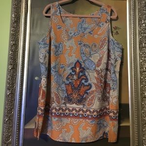 Beautiful Dalia blouse