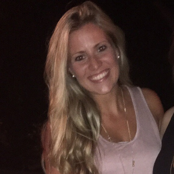 Meet your Posher, Danielle - Picture 1 of 1