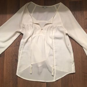 American Eagle white top