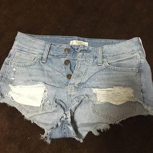 high waisted Abercrombie and Fitch shorts!!