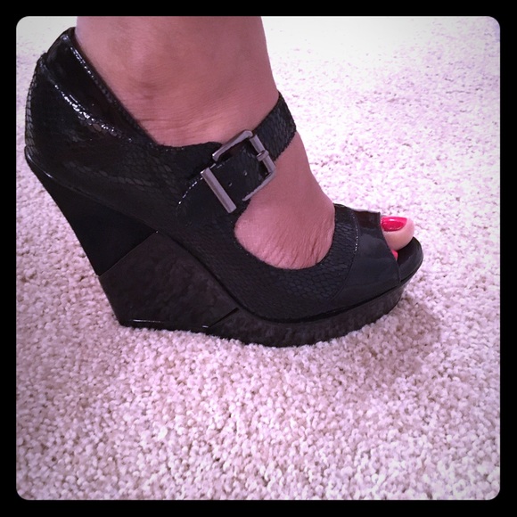 Gianni Bini Mary Jane Wedge