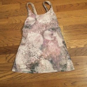 Lululemon tank