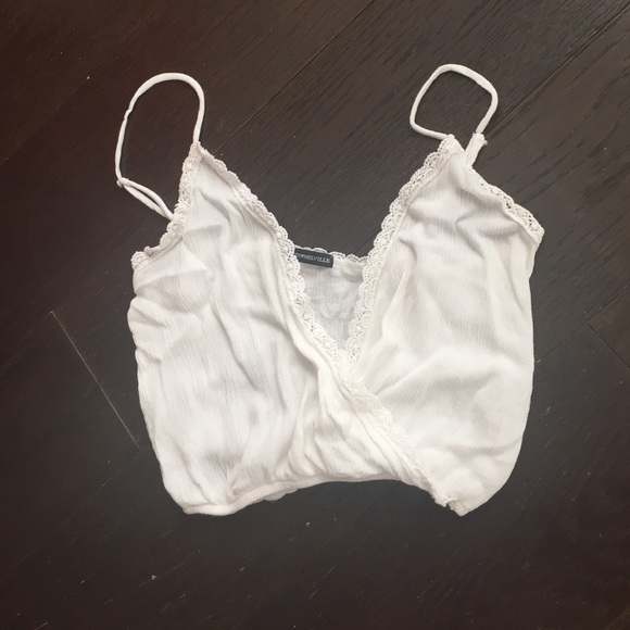 Brandy Melville White Crop Top