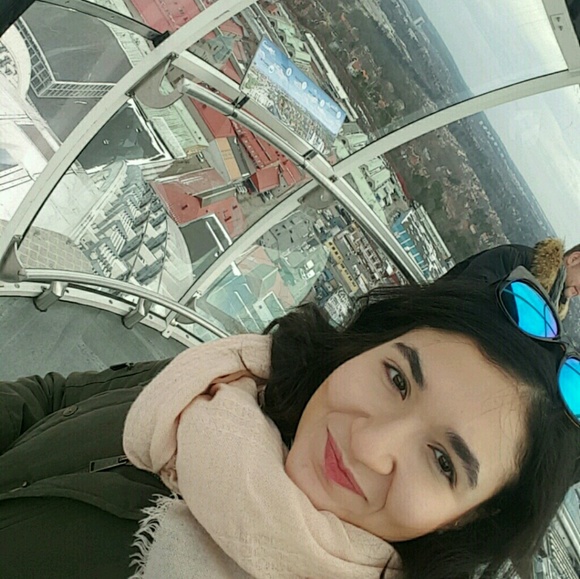 Meet your Posher, Sharleen - Picture 3 of 6