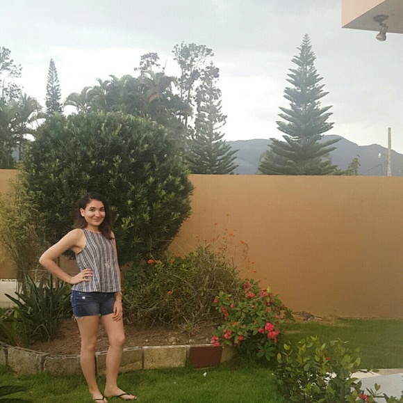 Meet your Posher, Sharleen - Picture 6 of 6