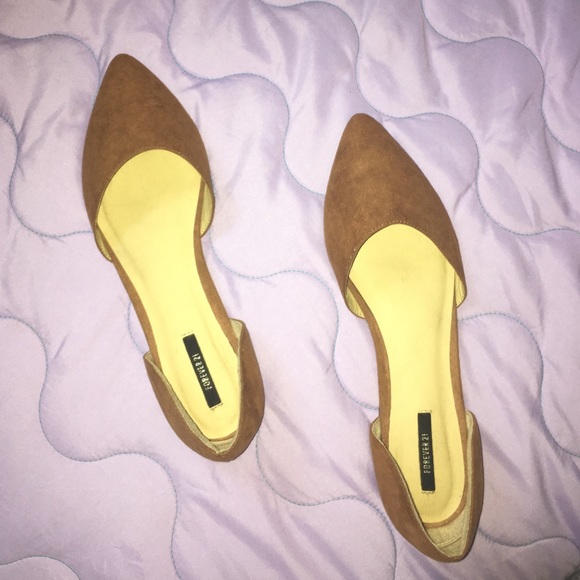 Tan flats