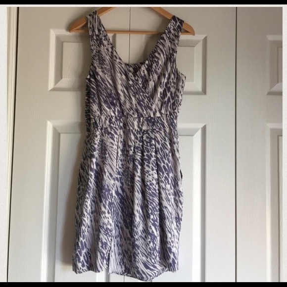 BCBGeneration sleeveless v-back dress with pockets