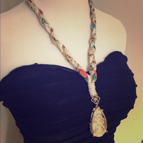 Teardrop braided lace necklace