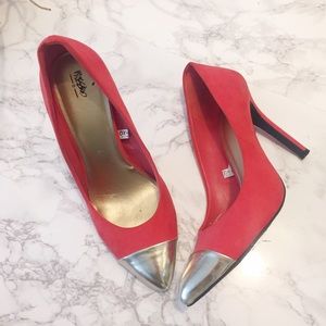 Redish/ orange cap toe heels🔥