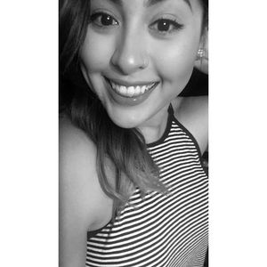 Meet your Posher, Andrea