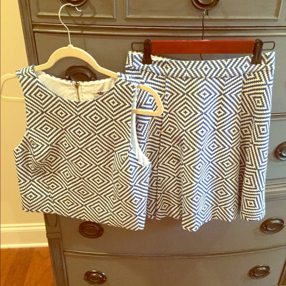 Alice and Olivia crop top and skirt