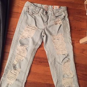 Light Wash Distressed Cropper Boyfriend Jean