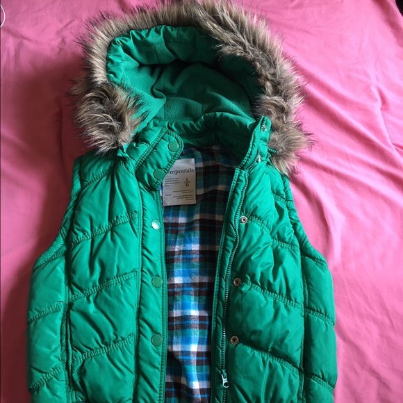 Green Aeropostale Vest 💕