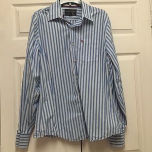 🍾HP 3/6🍾 Blue & White Long Sleeve Button-up