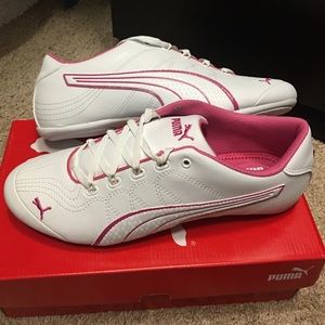 Woman's Pumas!  BRAND NEW!!! White & Pink!!