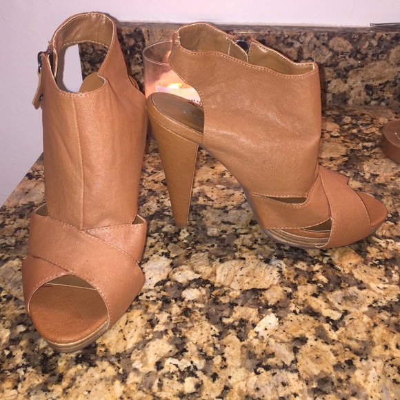 Brown open toe heeled bootie