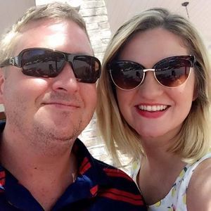 Meet your Posher, Casey