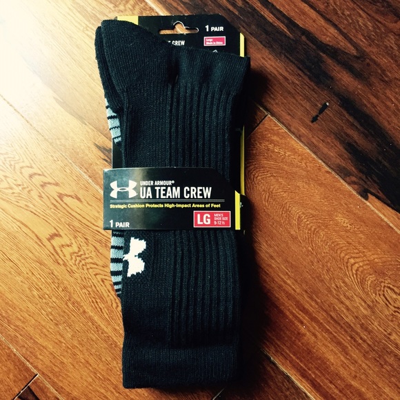 Under Armour Men's, Womens Large Crew Socks Black