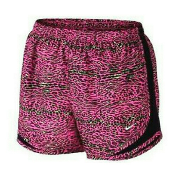 Nike Pants - Nike venom tempo WOMEN'S RUNNING SHORTS