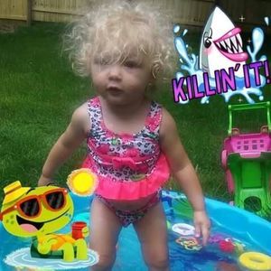 Meet your Posher, Crystal