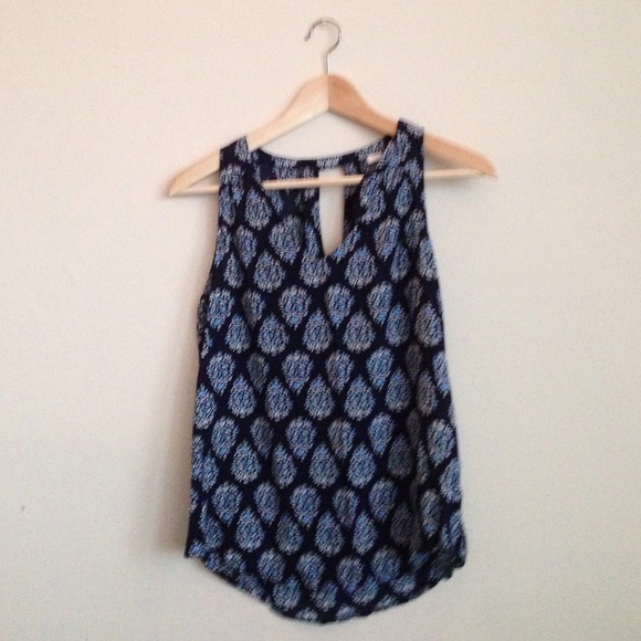 Sleeveless Blouse