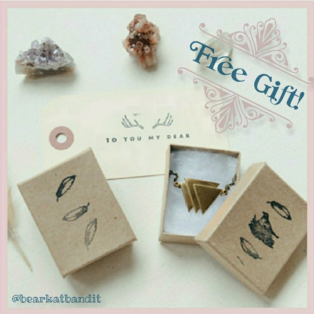 🌈FREE MYSTERY JEWELRY PIECE!🌈
