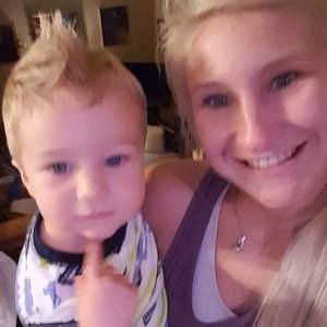 Meet your Posher, Jaymee