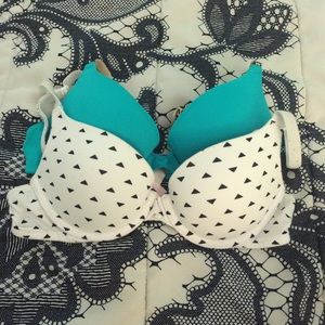 2 VS Pink Push Up Bras 32A