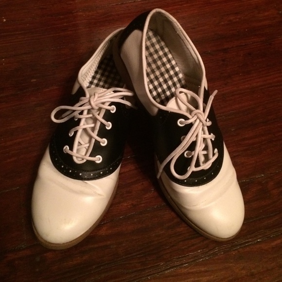 Predictions Oxford shoes