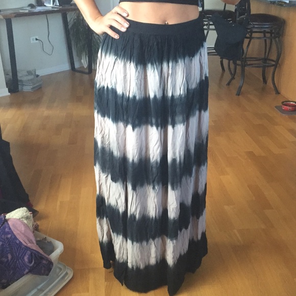 Closing closet!! Akira tie dye maxi skirt