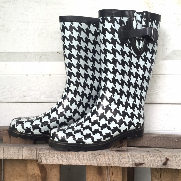Mossimo Houndstooth Rain Boots, size 9