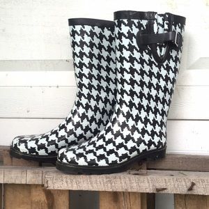 Mossimo Houndstooth Rain Boots, size 9