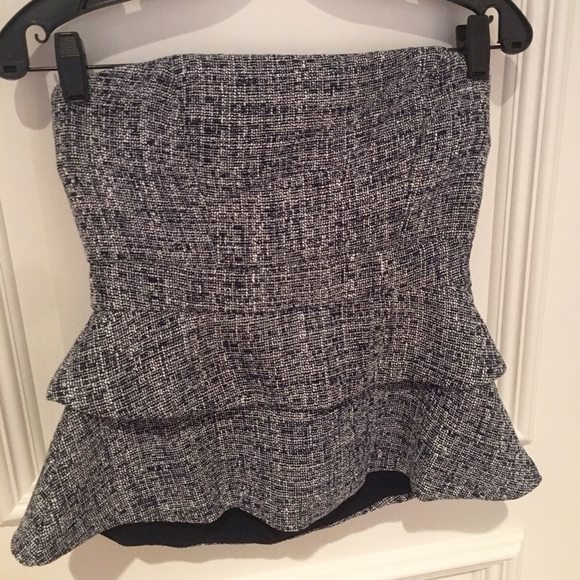Strapless Top Slightly Cropped