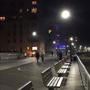 Meet your Posher, Charie