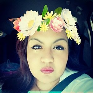 Meet your Posher, Ana