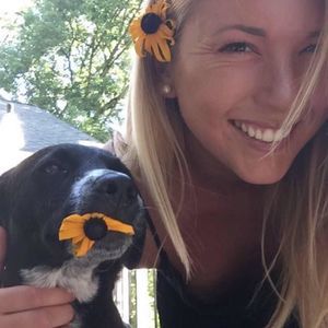 Meet your Posher, Katelyn