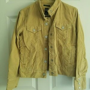 Great corduroy jacket for the Fall!