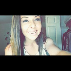 Meet your Posher, Katelyn