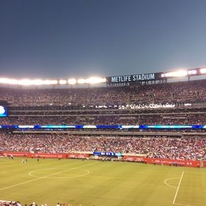 Meet your Posher, Jose